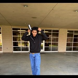 Meet your Posher, Roger